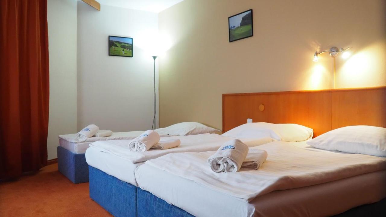 Hotel Tennis Club Prostějov Εξωτερικό φωτογραφία